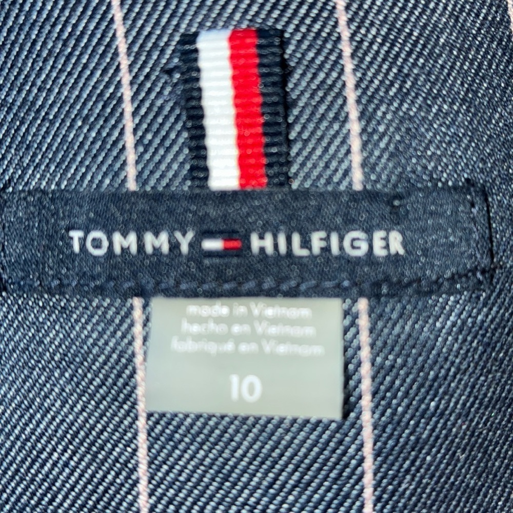 TOMMY HILFIGER boxy denim jacket with pinstripes, light-weight. 10 EUC - Picture 10 of 15